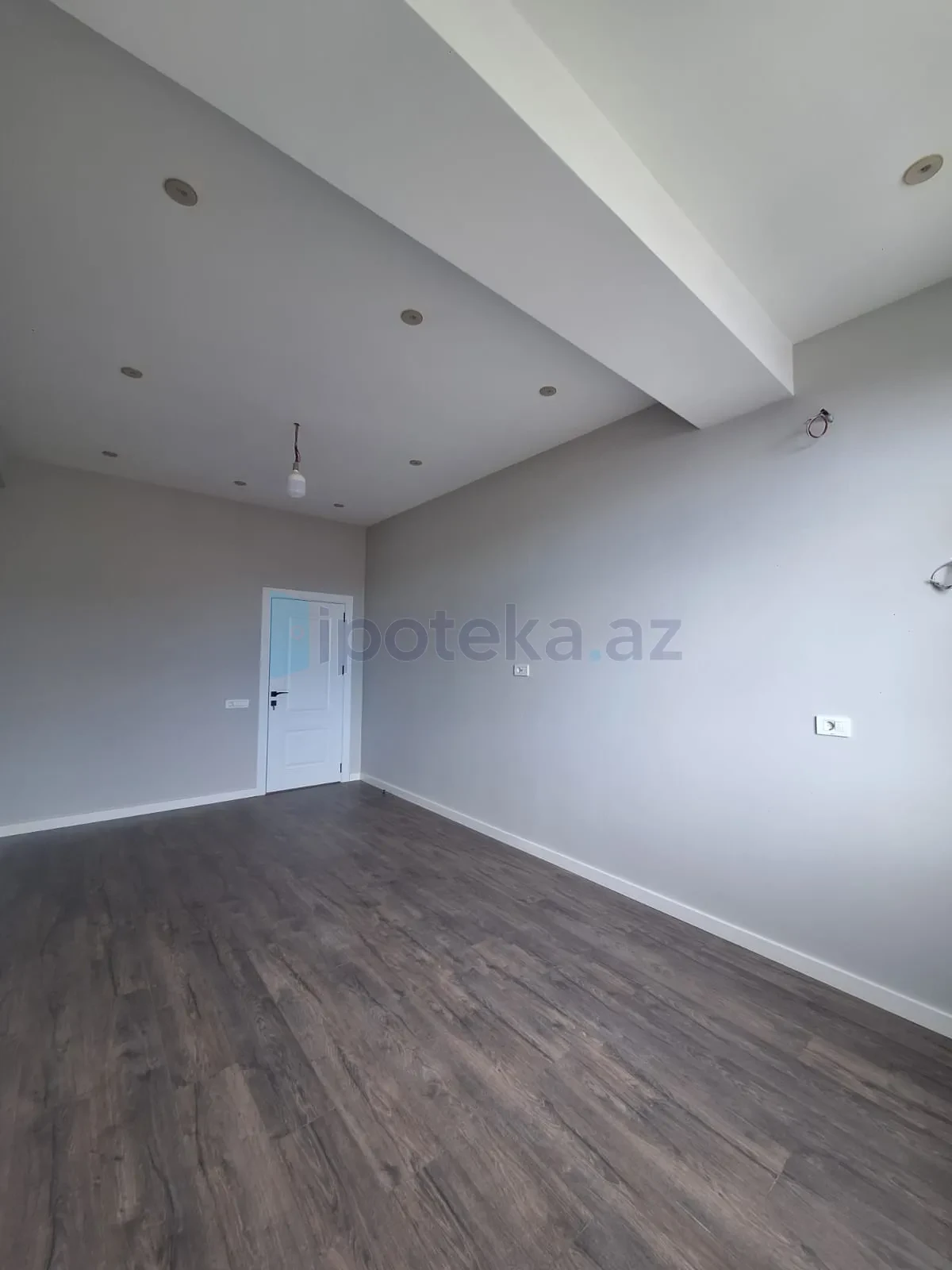 Satılır 2 otaqlı yeni tikili 66 m²