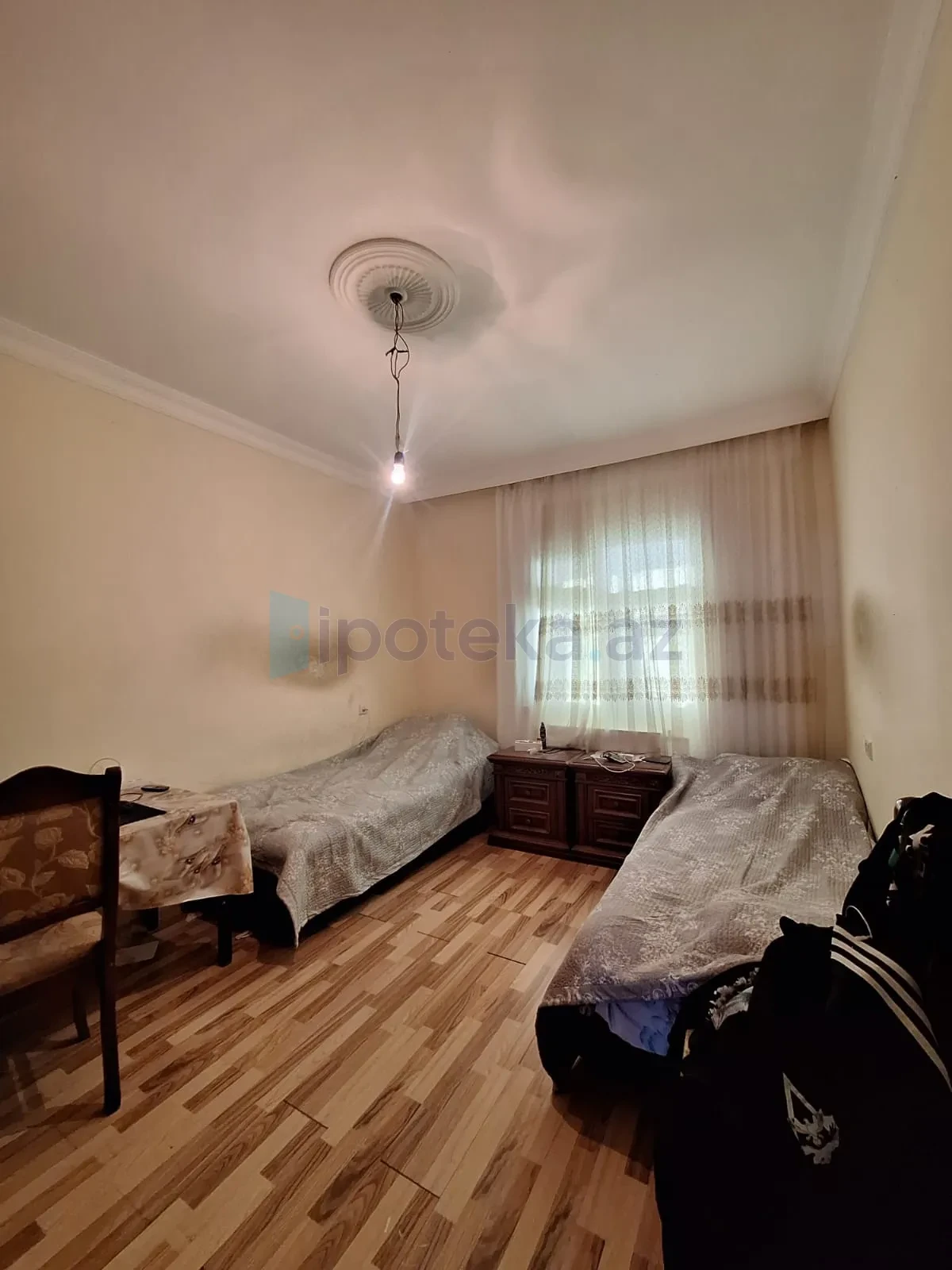 Satılır 3 otaqlı köhnə tikili 66 m²