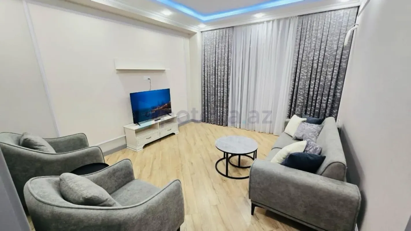 Satılır 2 otaqlı yeni tikili 82.5 m²
