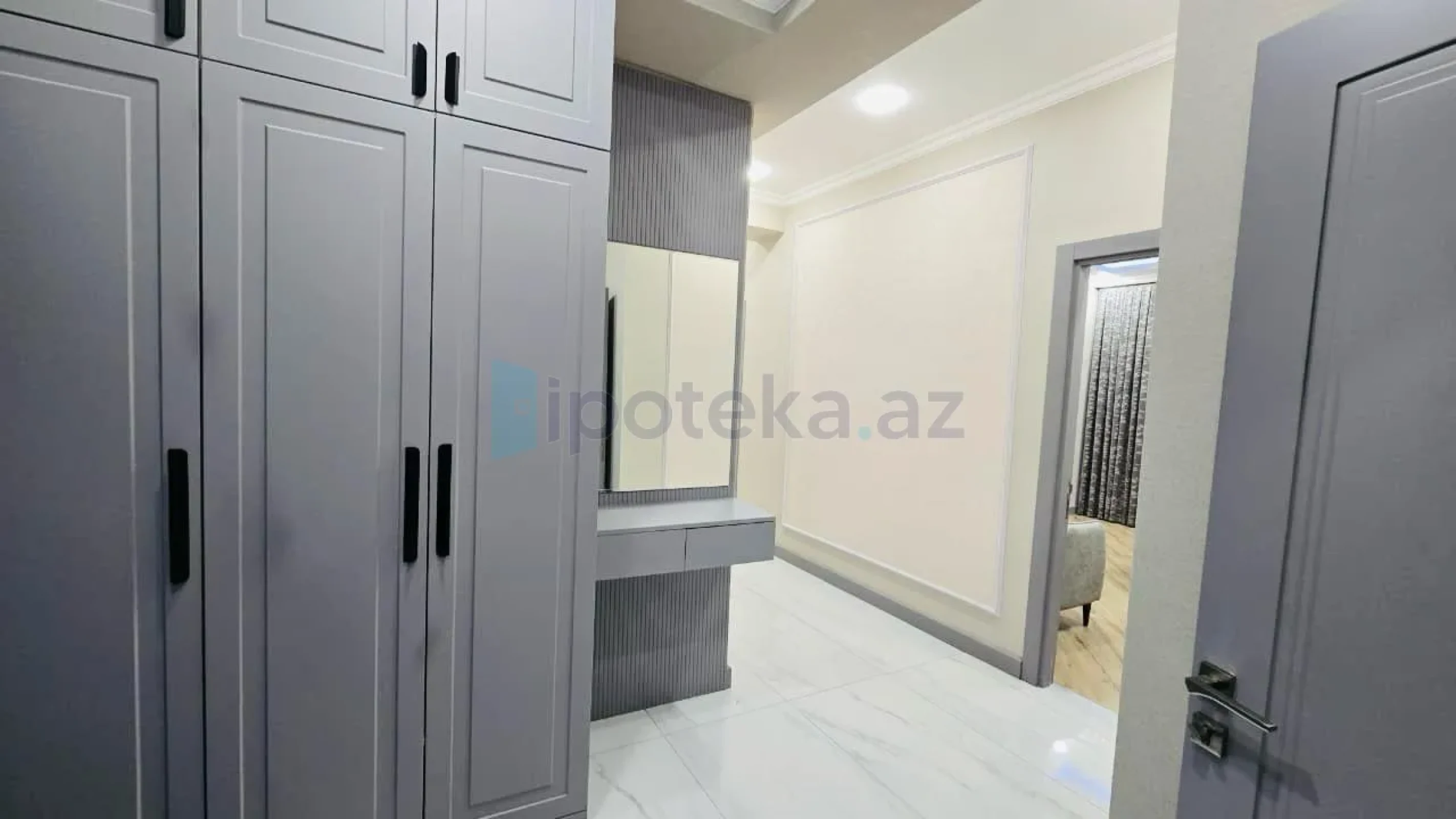 Satılır 2 otaqlı yeni tikili 82.5 m²