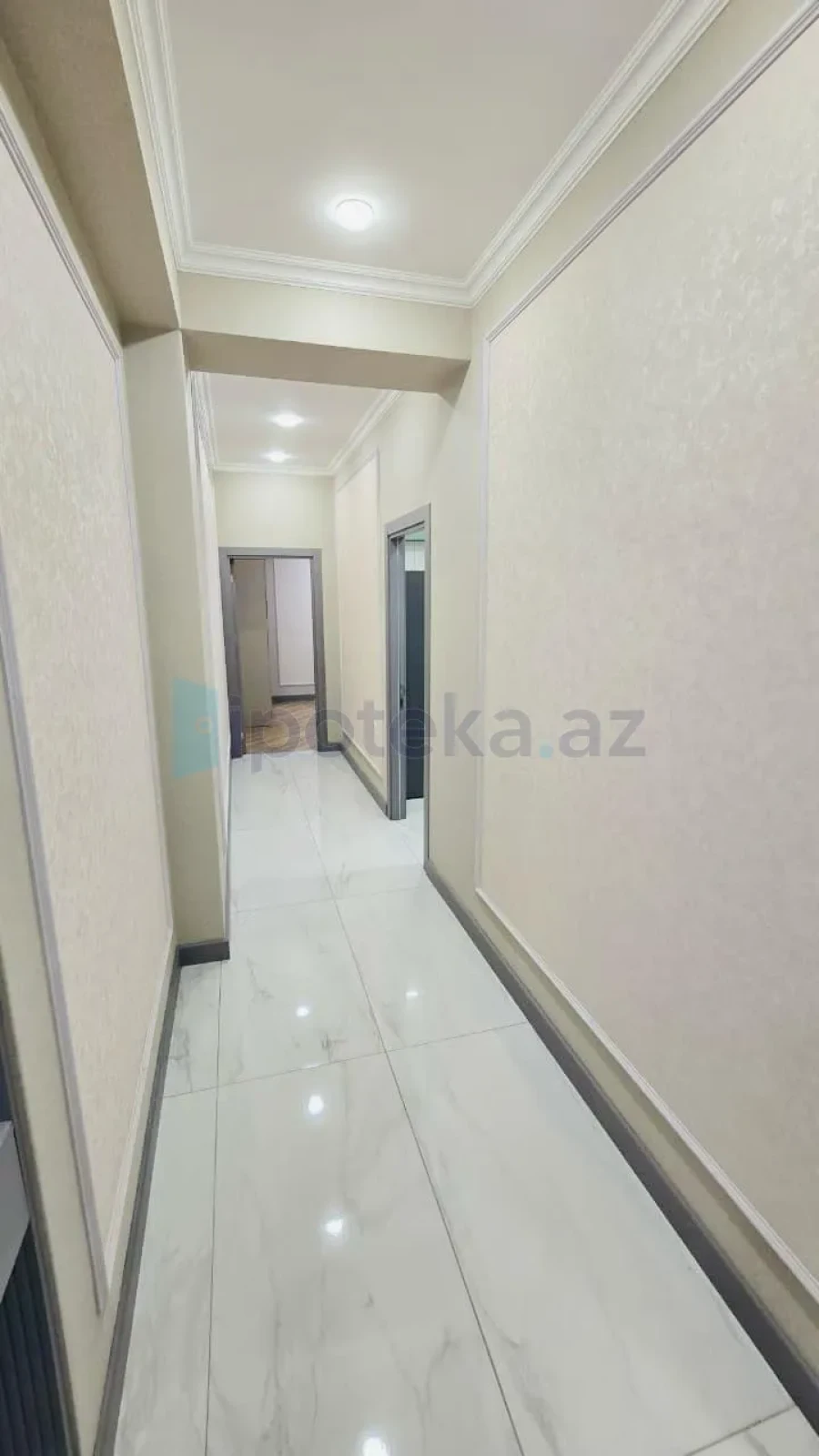 Satılır 2 otaqlı yeni tikili 82.5 m²