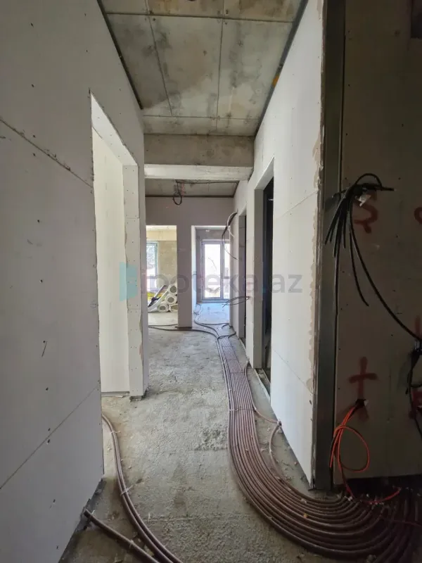 Satılır 3 otaqlı yeni tikili 88 m²