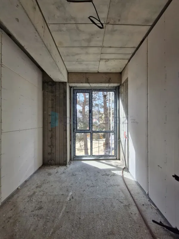 Satılır 3 otaqlı yeni tikili 88 m²