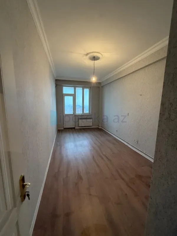 Satılır 2 otaqlı yeni tikili 64 m²