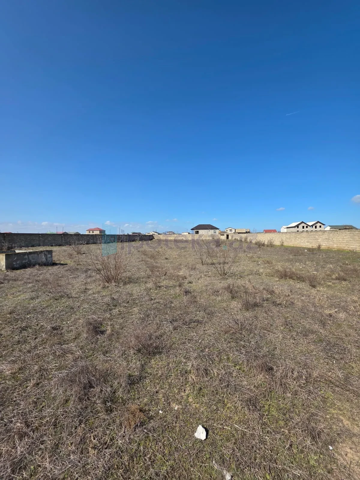 Satılır torpaq sahəsi 6 m²