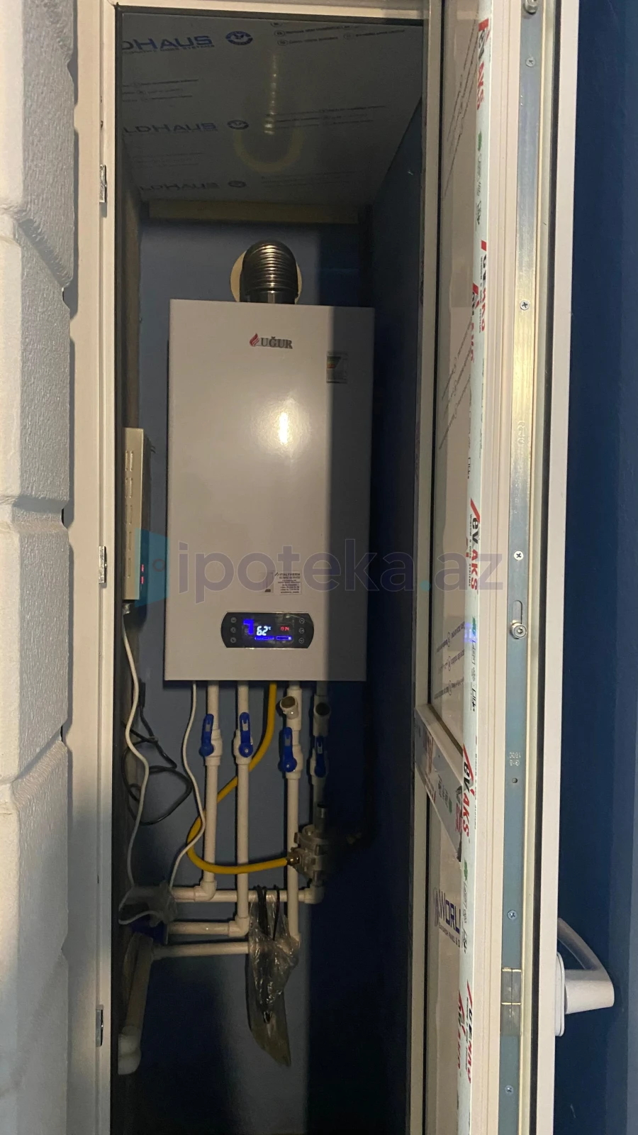 Satılır 4 otaqlı həyət evi 140 m²