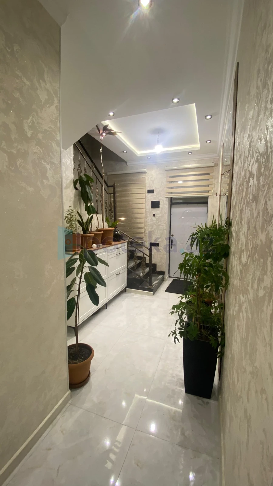 Satılır 4 otaqlı həyət evi 140 m²