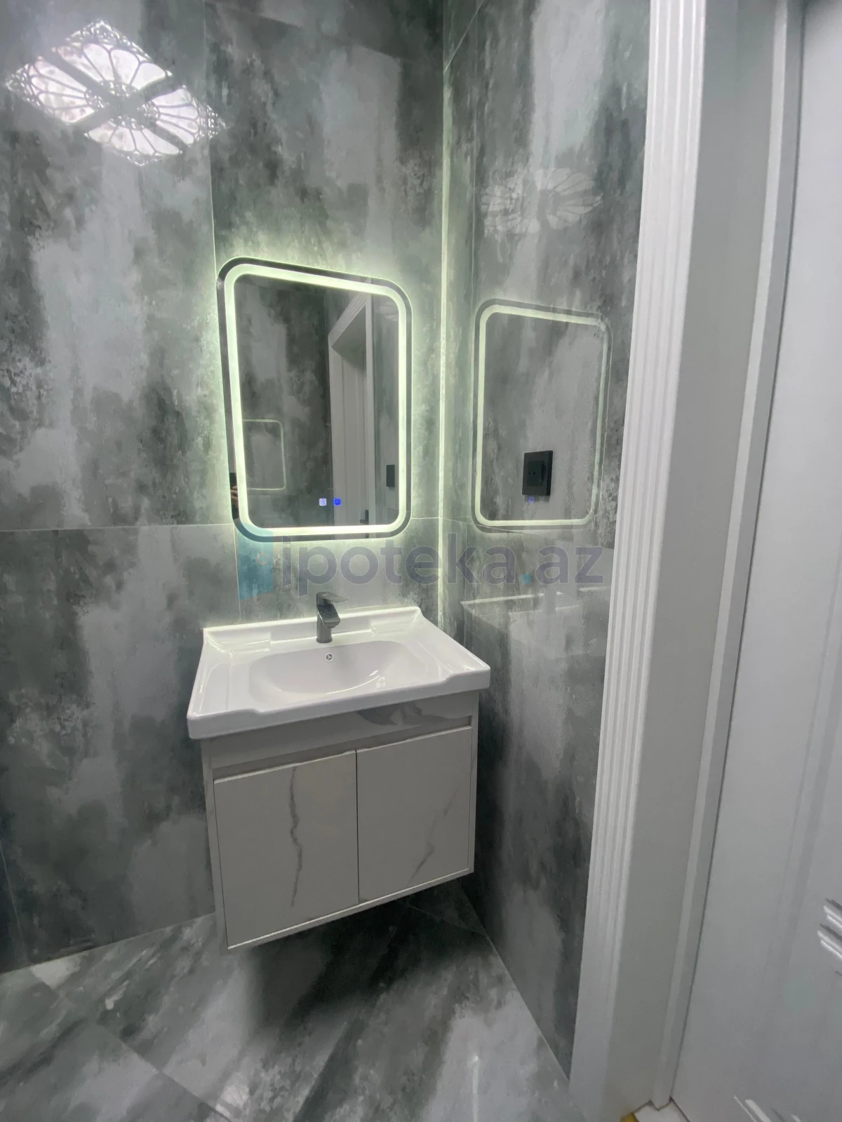 Satılır 4 otaqlı həyət evi 140 m²