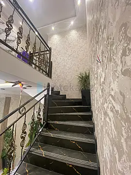 Satılır 4 otaqlı həyət evi 140 m²
