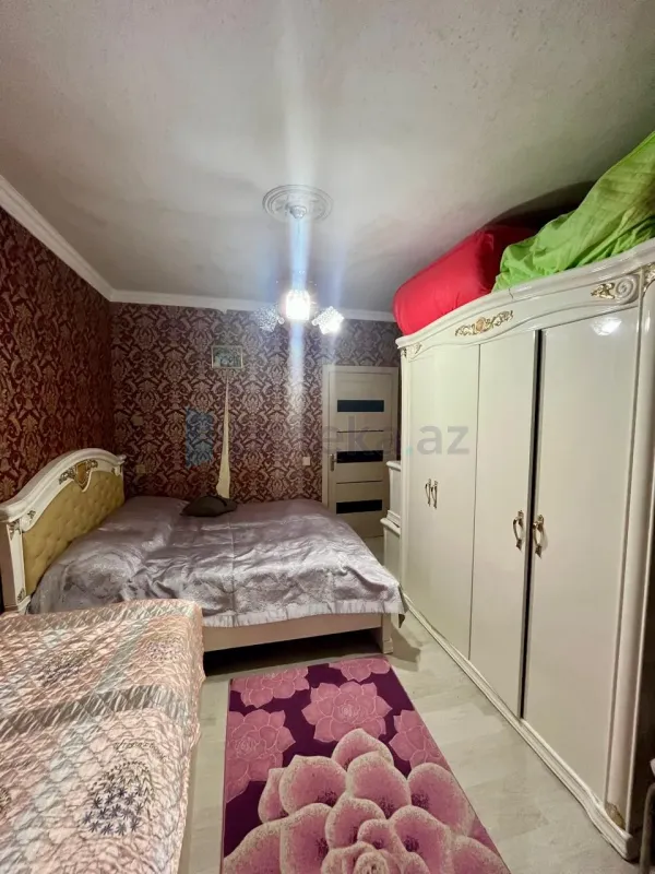 Satılır 2 otaqlı köhnə tikili 59.9 m²