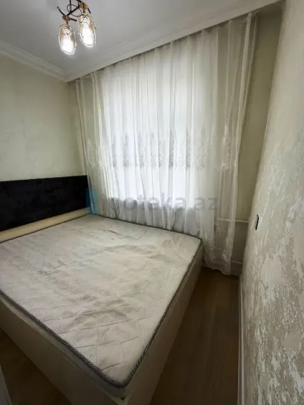 Satılır 2 otaqlı köhnə tikili 35 m²