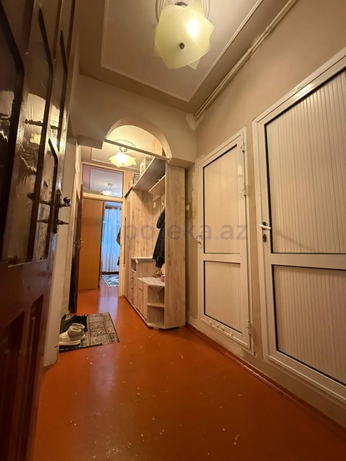 Satılır 2 otaqlı köhnə tikili 50 m²