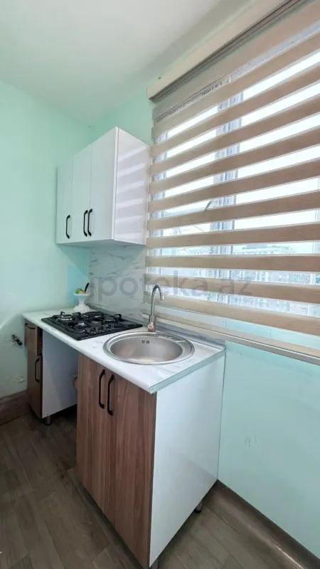 Satılır 2 otaqlı köhnə tikili 45 m²