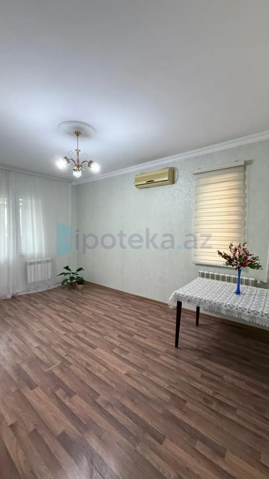 Satılır 2 otaqlı köhnə tikili 45 m²
