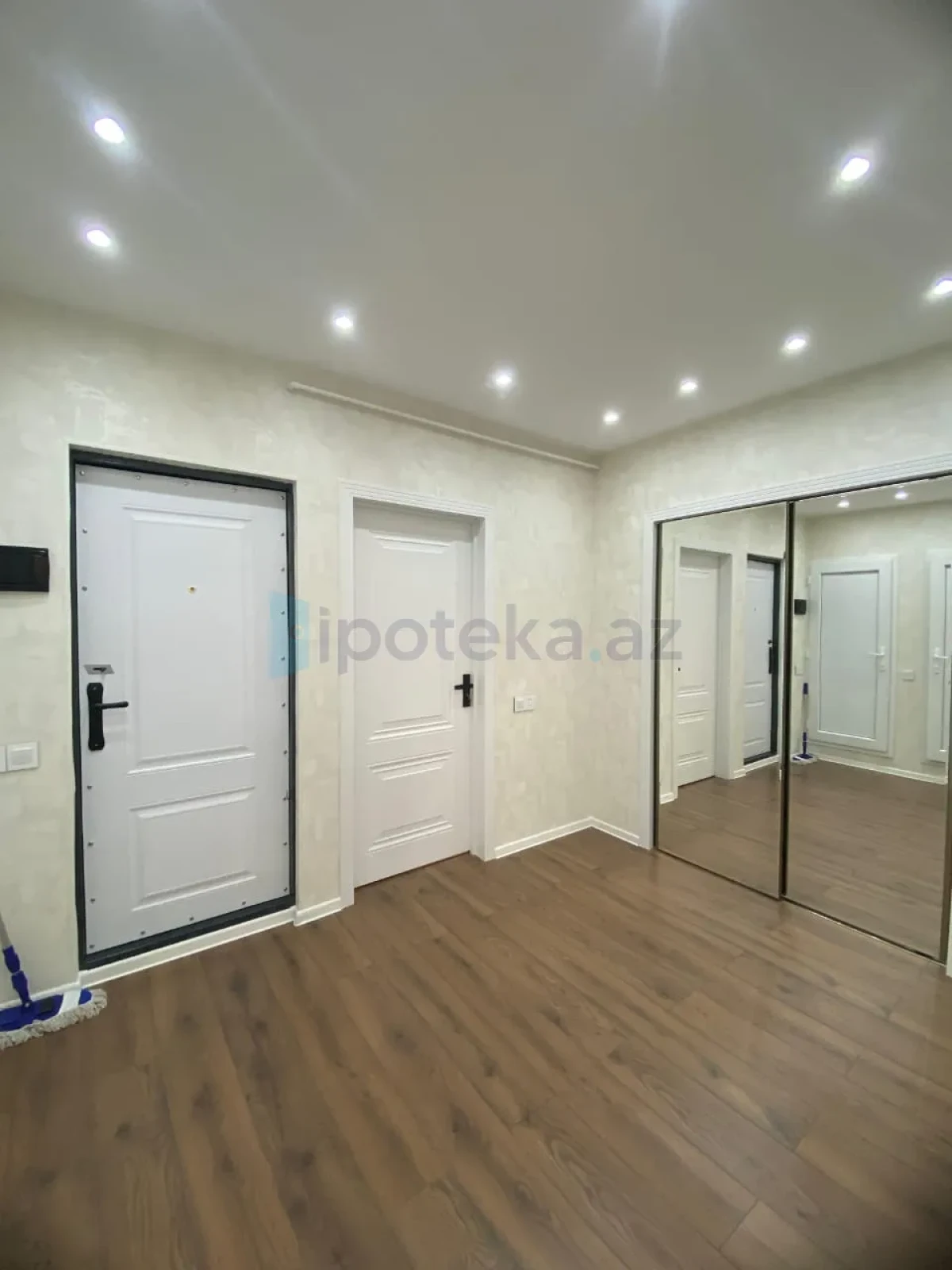 Satılır 3 otaqlı yeni tikili 60 m²