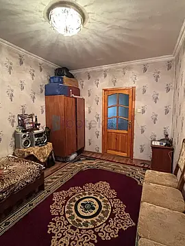 Satılır 4 otaqlı köhnə tikili 110 m²