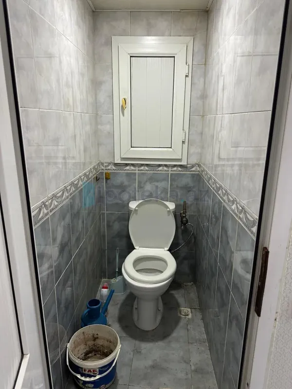 Satılır 2 otaqlı köhnə tikili 40 m²