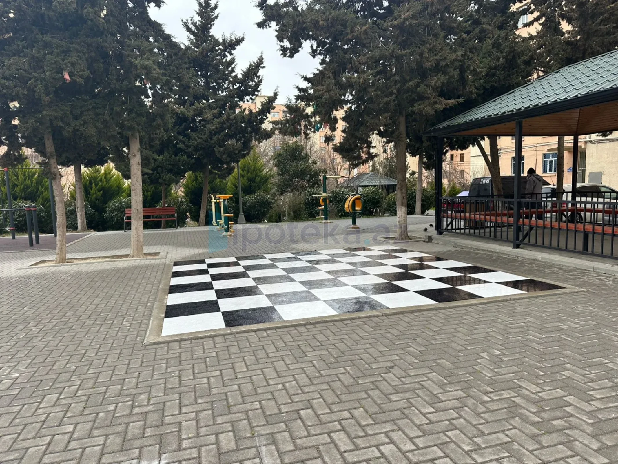 Satılır 2 otaqlı köhnə tikili 40 m²