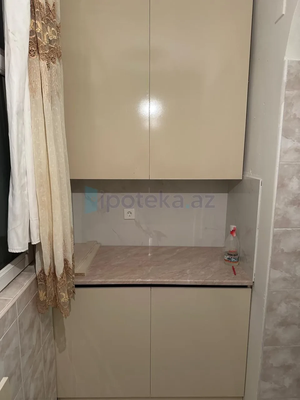 Satılır 2 otaqlı köhnə tikili 40 m²
