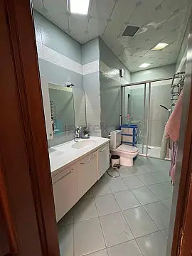 Satılır 3 otaqlı yeni tikili 175 m²