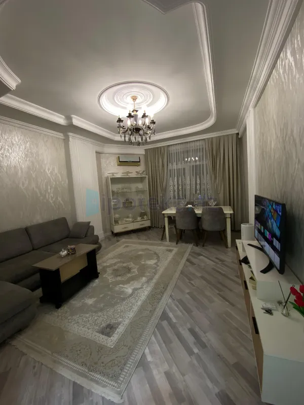 Satılır 2 otaqlı yeni tikili 60 m²