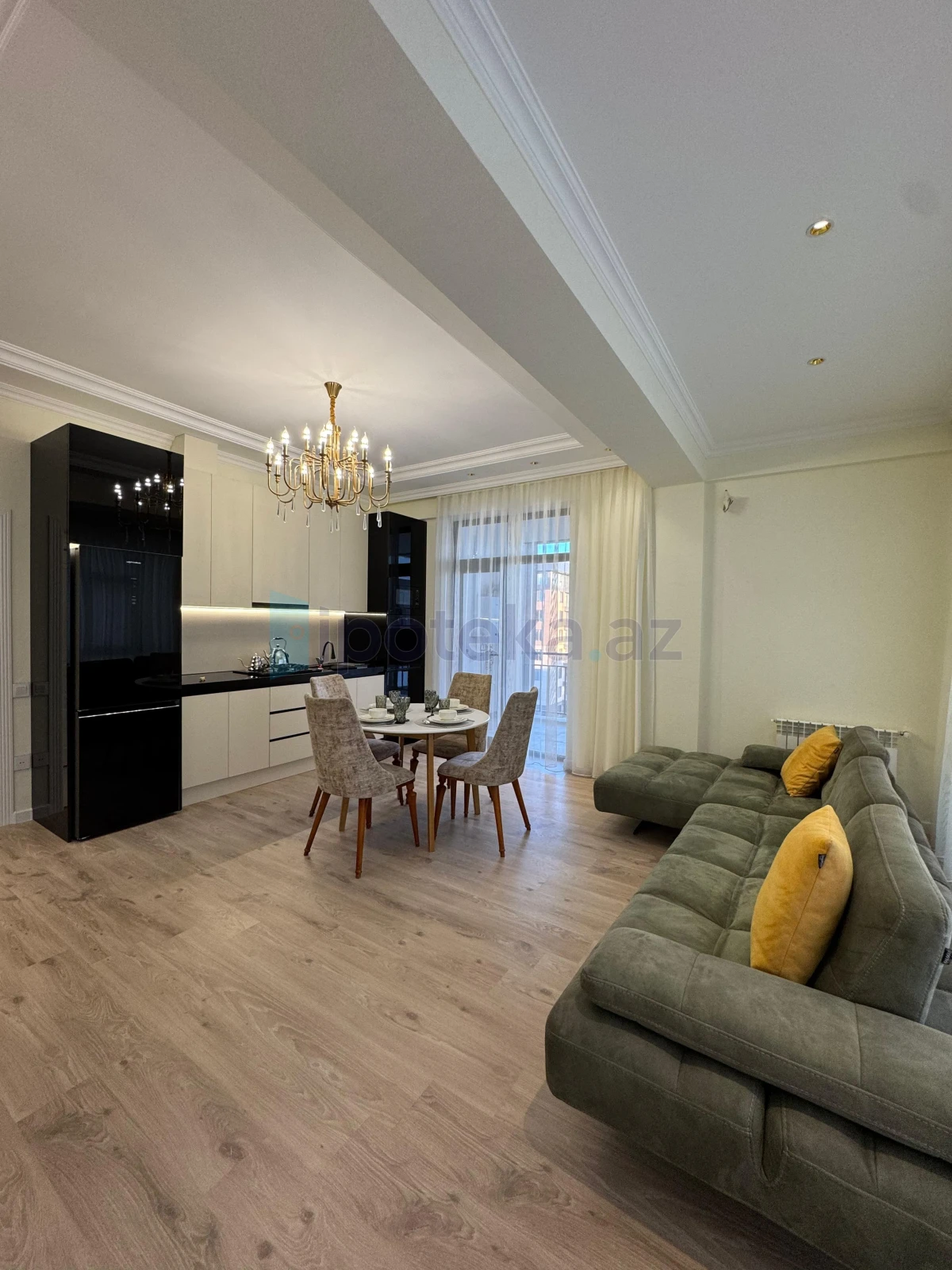Satılır 3 otaqlı yeni tikili 95 m²