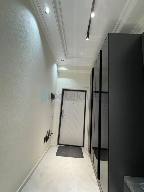 Satılır 3 otaqlı yeni tikili 95 m²