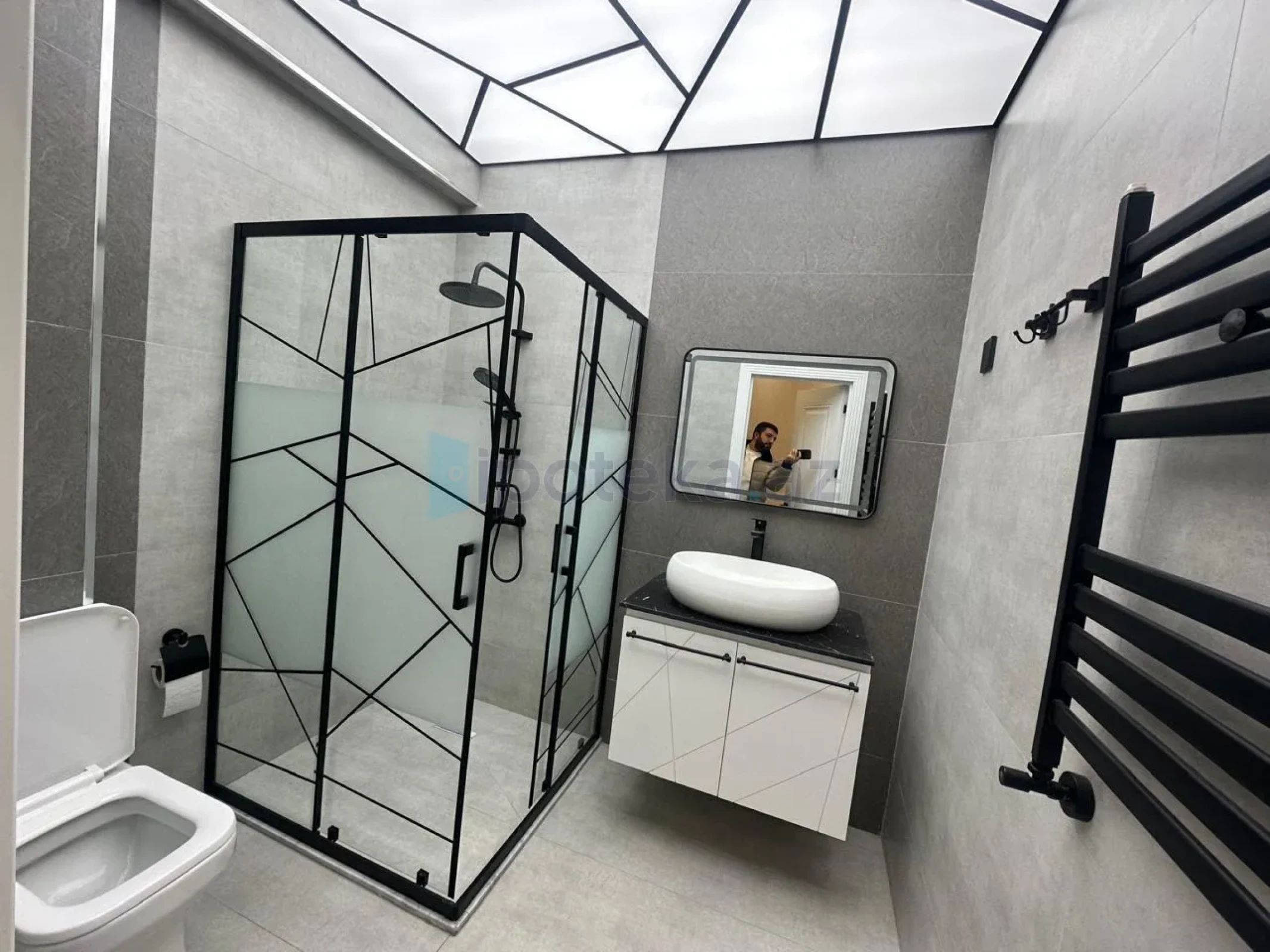 Satılır 3 otaqlı yeni tikili 114 m²