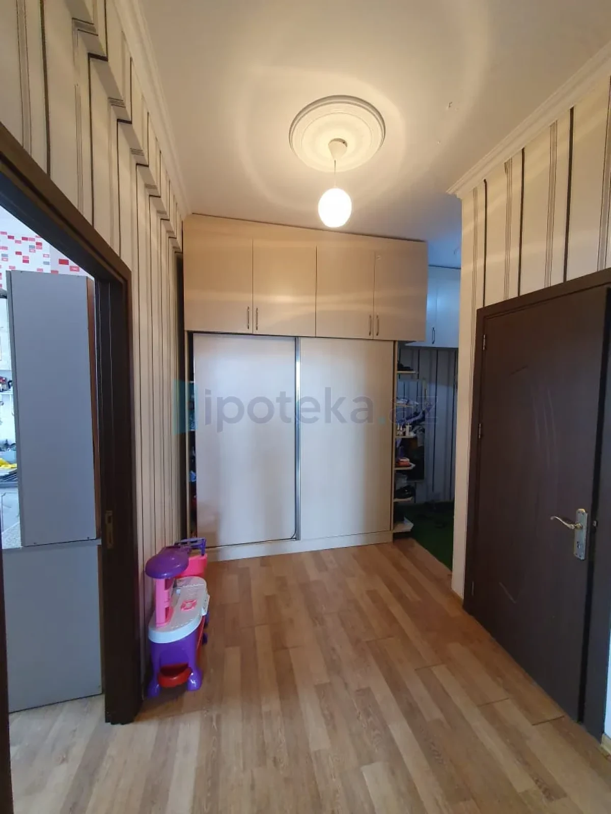 Satılır 2 otaqlı yeni tikili 58 m²