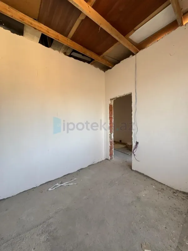 Satılır 4 otaqlı həyət evi 150 m²