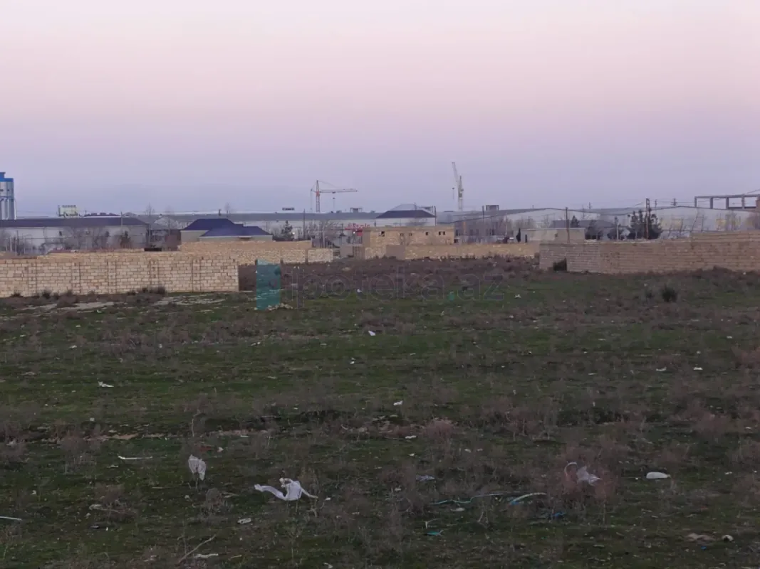 Satılır torpaq sahəsi 97.7 m²