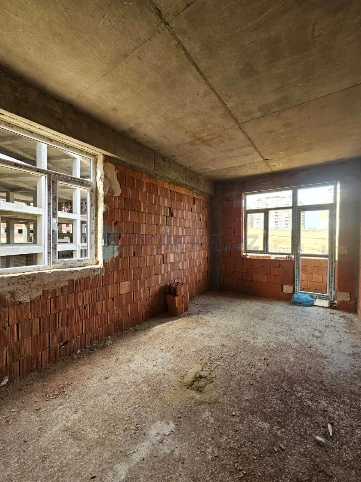 Satılır 1 otaqlı yeni tikili 57 m²