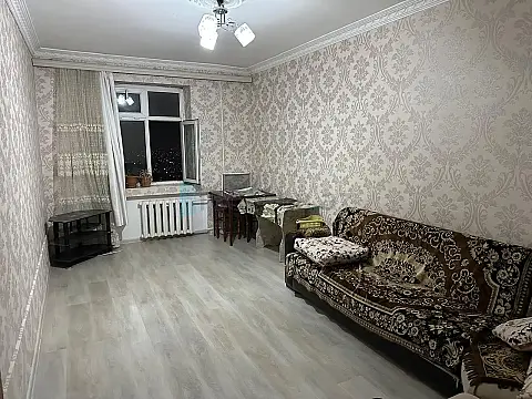 Satılır 2 otaqlı köhnə tikili 40 m² — Bakı, Yeni Günəşli 2 otaq 40.00 m²