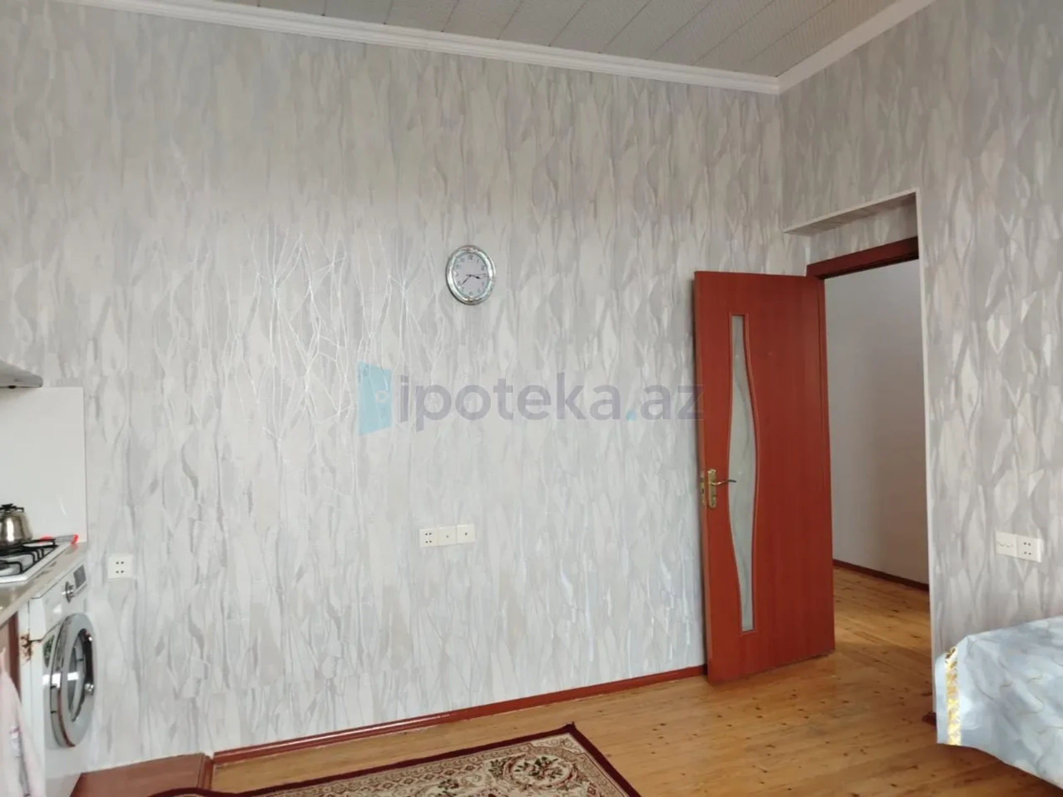 Satılır 4 otaqlı həyət evi 160 m²