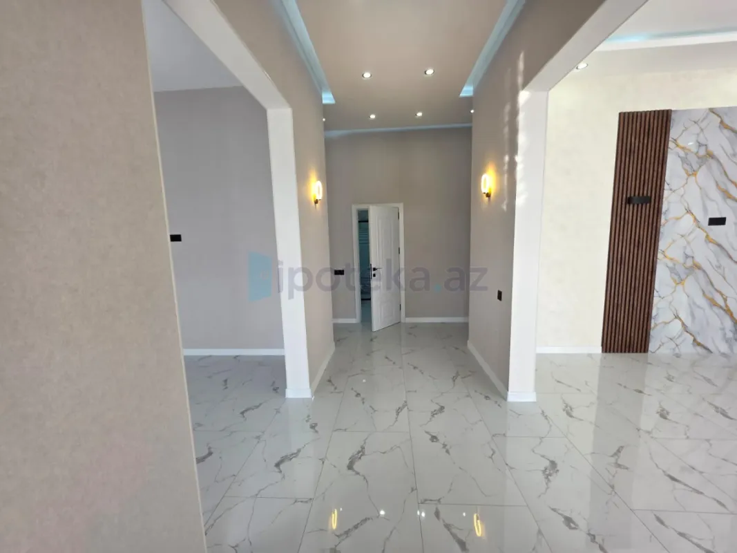 Satılır 3 otaqlı mənzil 140 m²