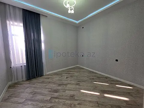 Satılır 3 otaqlı mənzil 140 m²