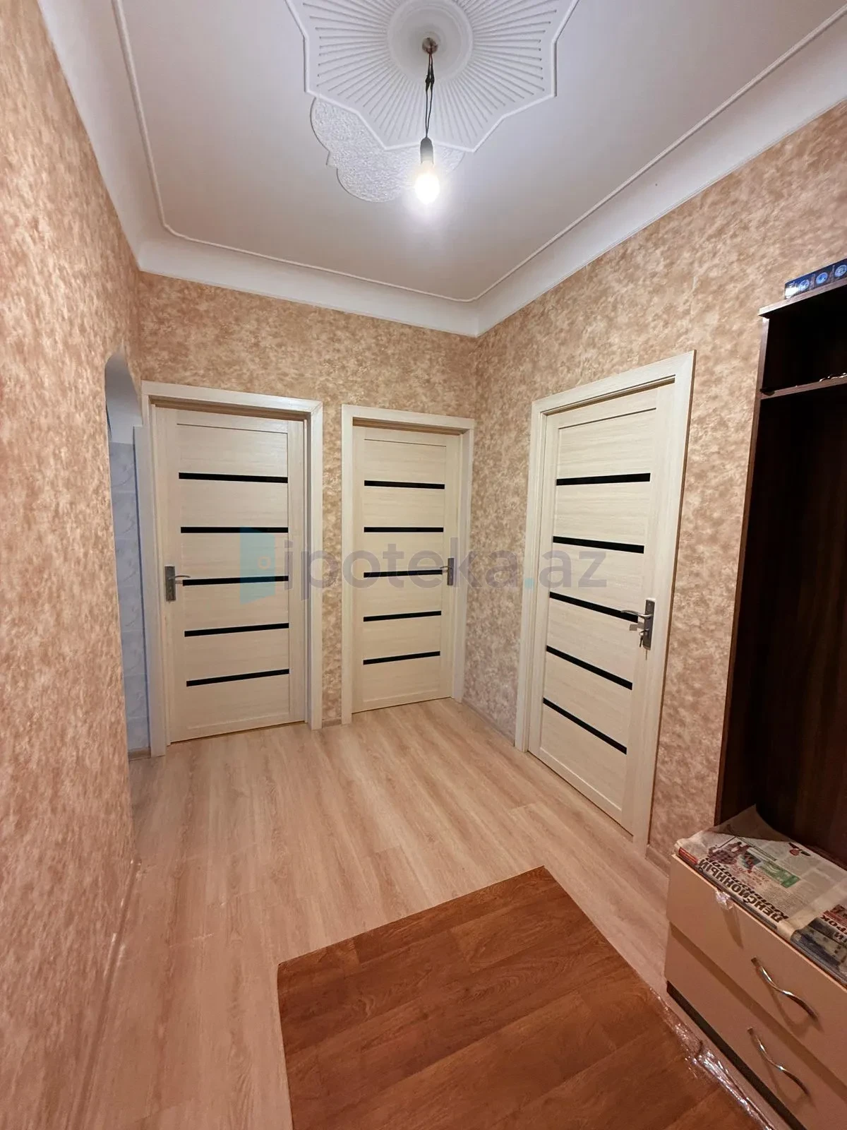 Satılır 3 otaqlı köhnə tikili 85 m²