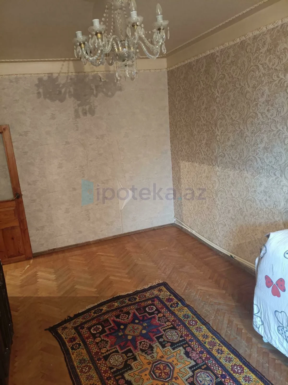 Satılır 3 otaqlı köhnə tikili 80 m²