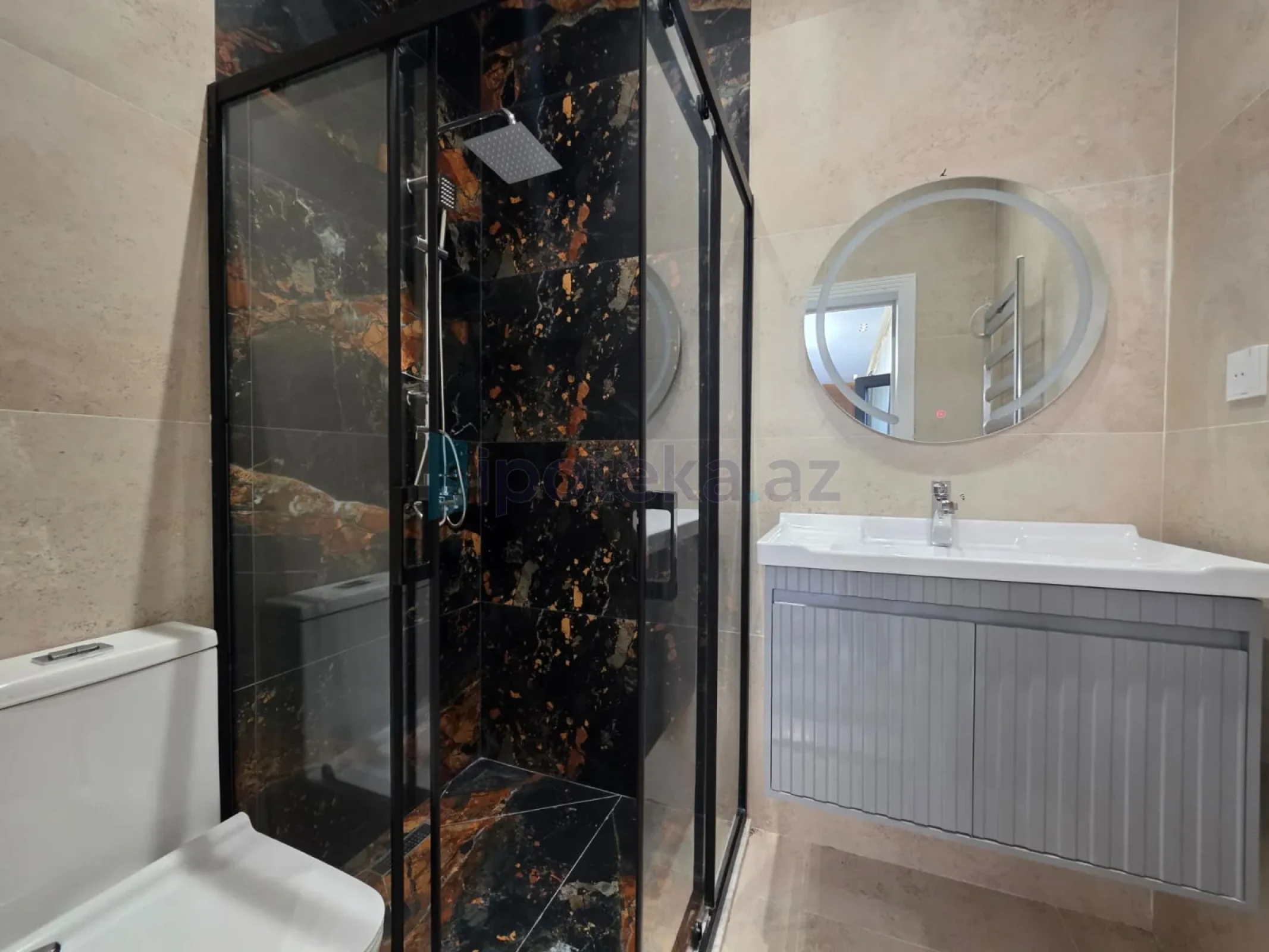 Satılır 4 otaqlı mənzil 120 m²