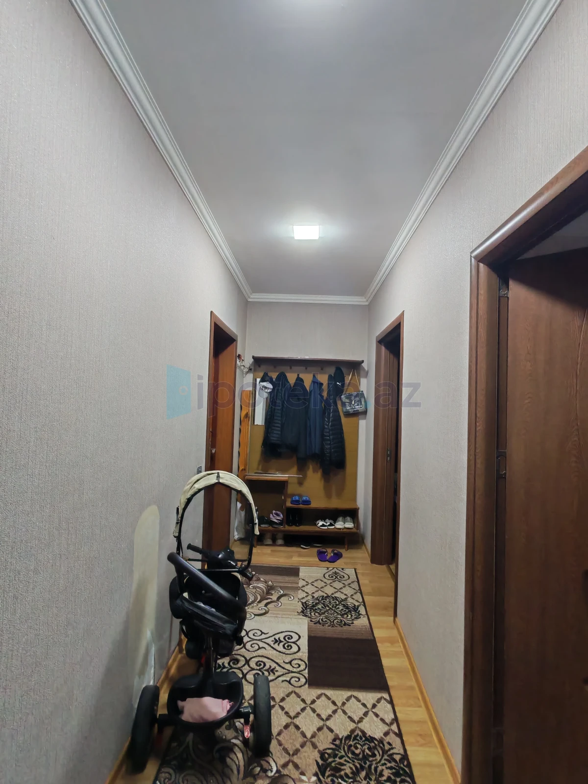 Satılır 4 otaqlı köhnə tikili 100 m²