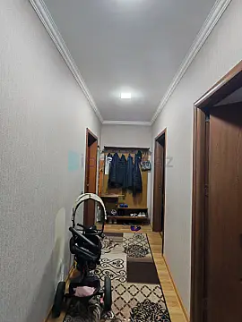 Satılır 4 otaqlı köhnə tikili 100 m²