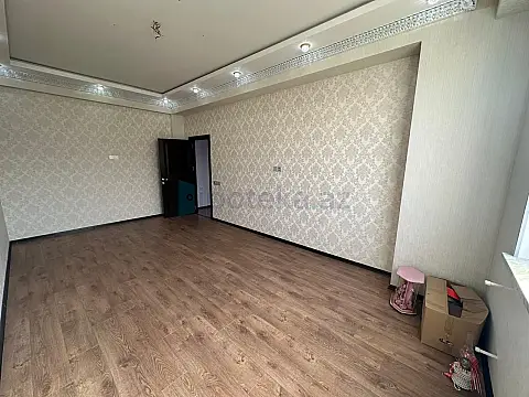 Satılır 2 otaqlı yeni tikili 60 m²