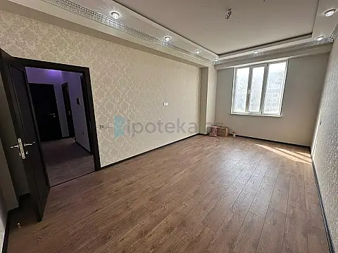 Satılır 2 otaqlı yeni tikili 60 m²