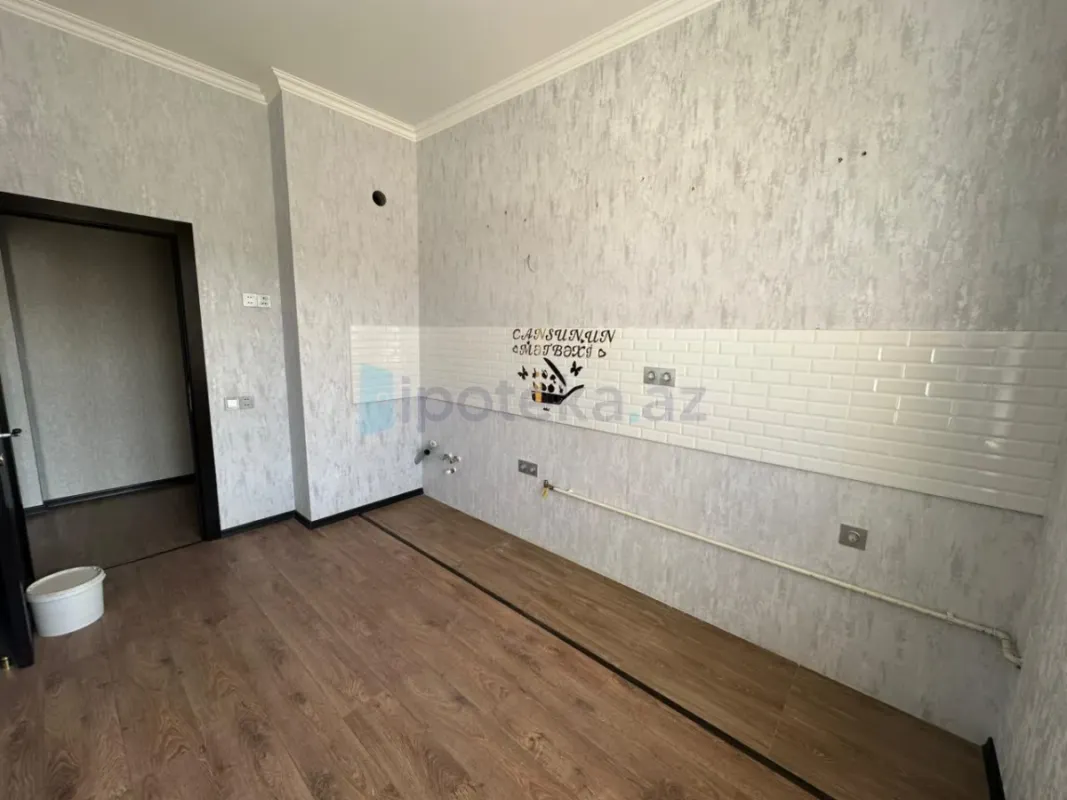 Satılır 2 otaqlı yeni tikili 60 m²