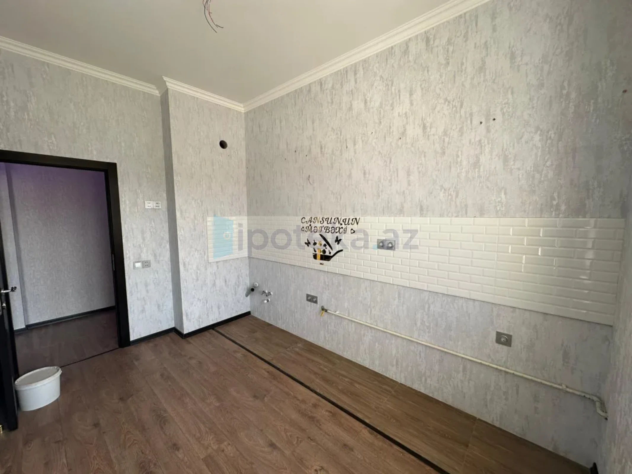 Satılır 2 otaqlı yeni tikili 60 m²