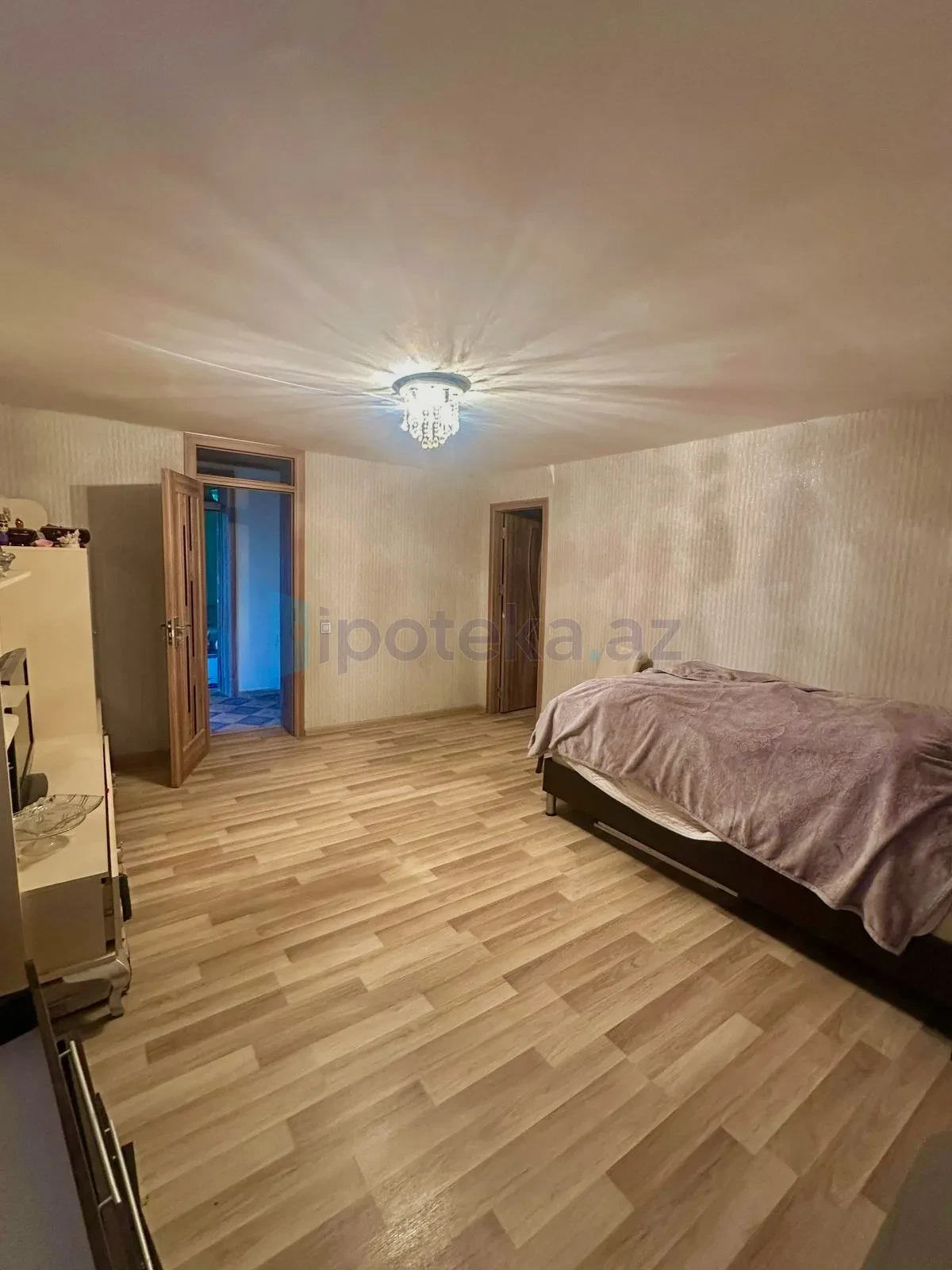Satılır 7 otaqlı həyət evi 202 m²