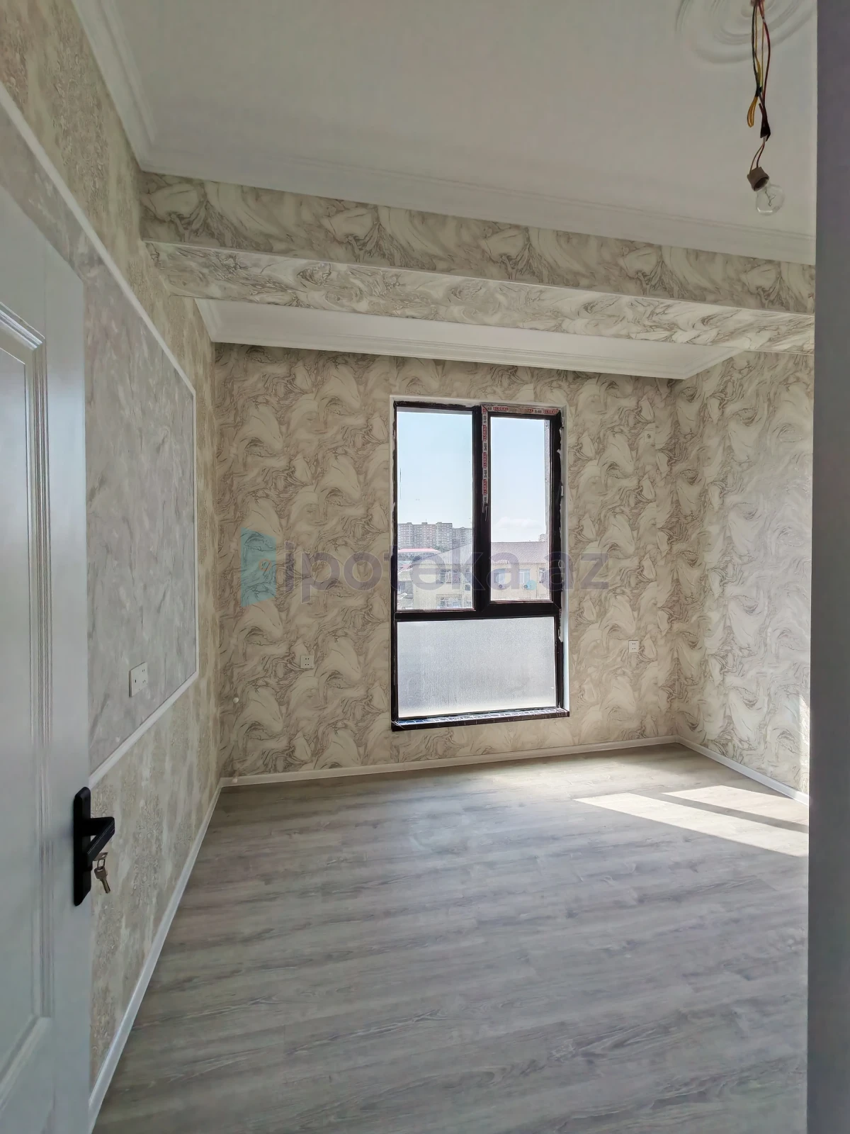 Satılır 2 otaqlı yeni tikili 56 m²