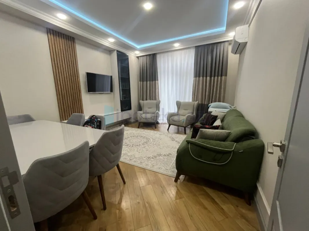 Satılır 2 otaqlı yeni tikili 82 m²