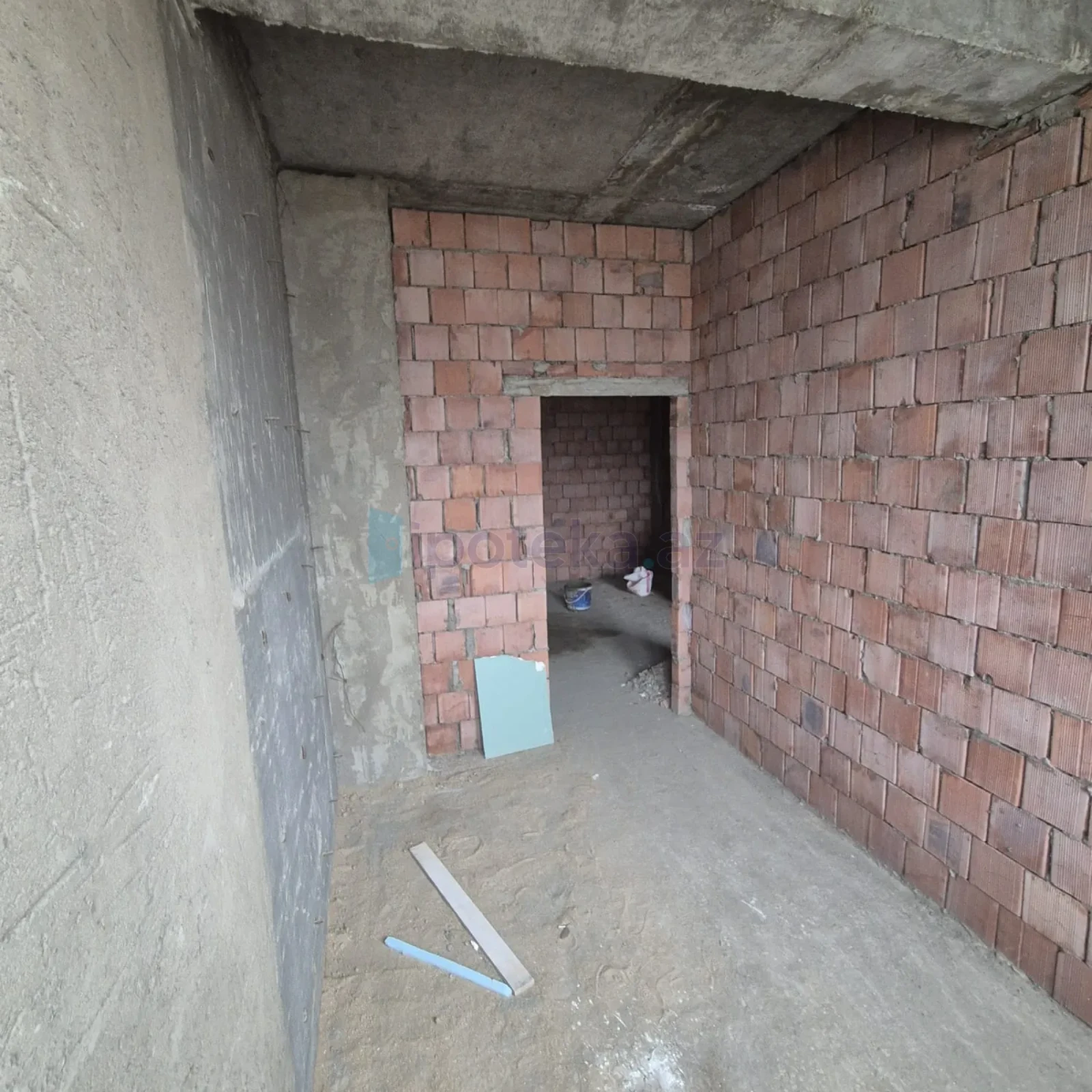 Satılır 1 otaqlı yeni tikili 48 m²