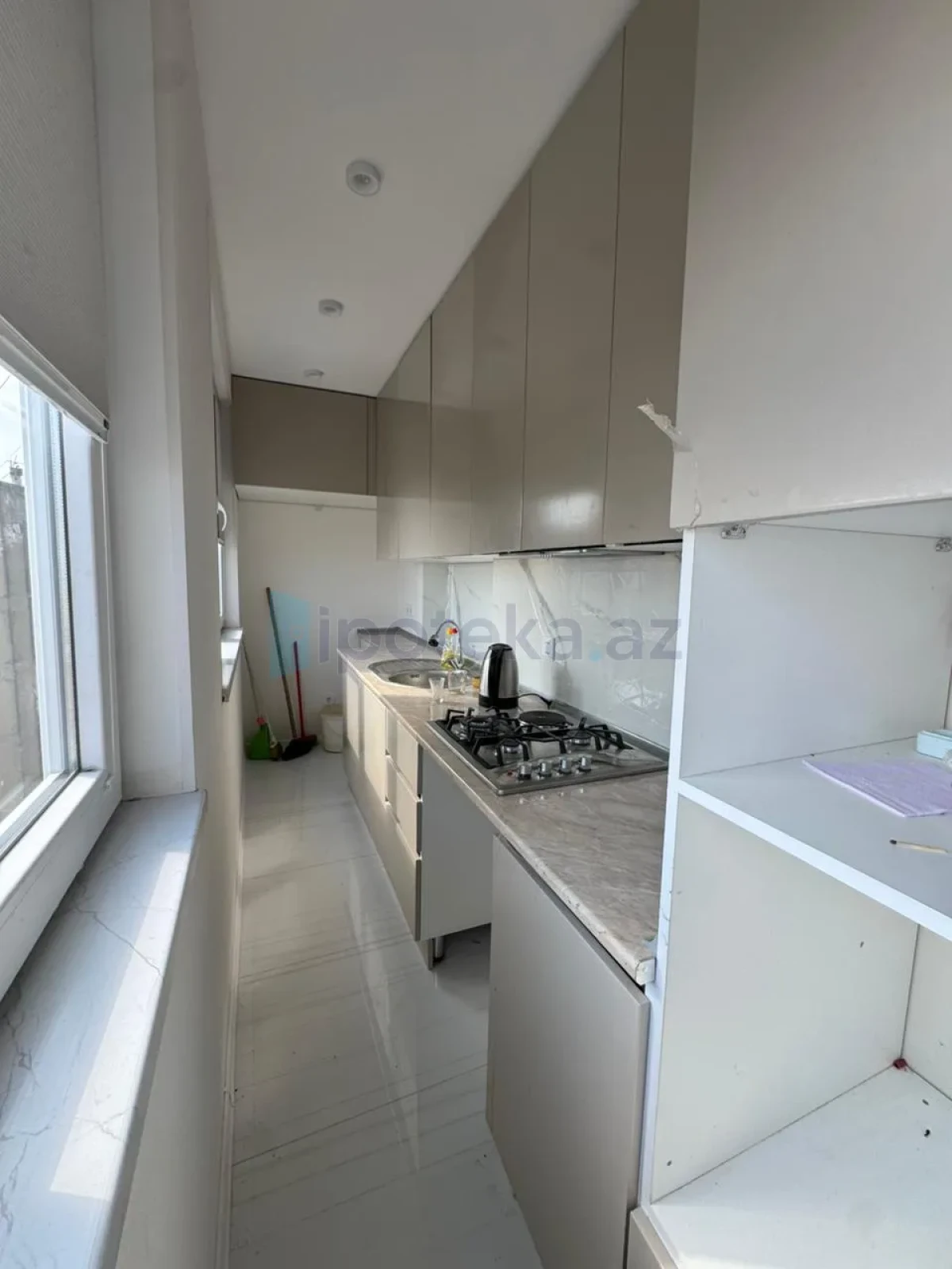 Satılır 3 otaqlı köhnə tikili 68 m²